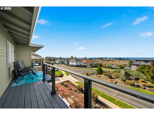 1730 Nw KLICKITAT St, Camas, WA 98607