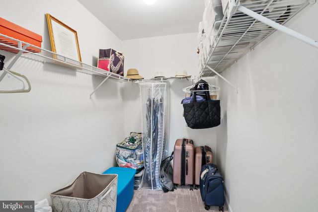 3 SWALLOW RD, Holland, PA 18966