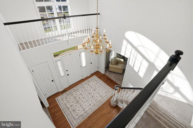 3 SWALLOW RD, Holland, PA 18966