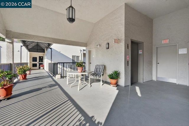 3183 Wayside Plz 320, Walnut Creek, CA 94597