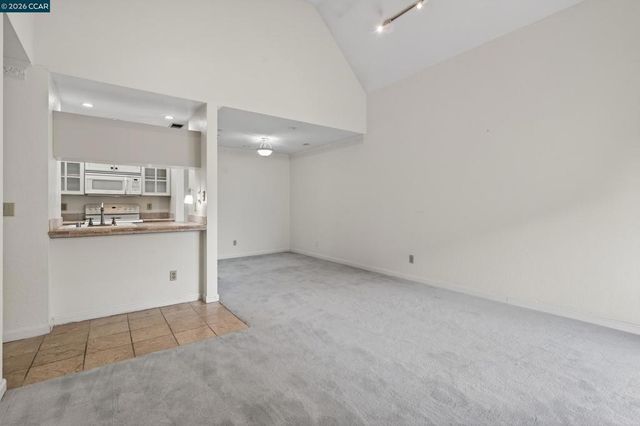 3183 Wayside Plz 320, Walnut Creek, CA 94597