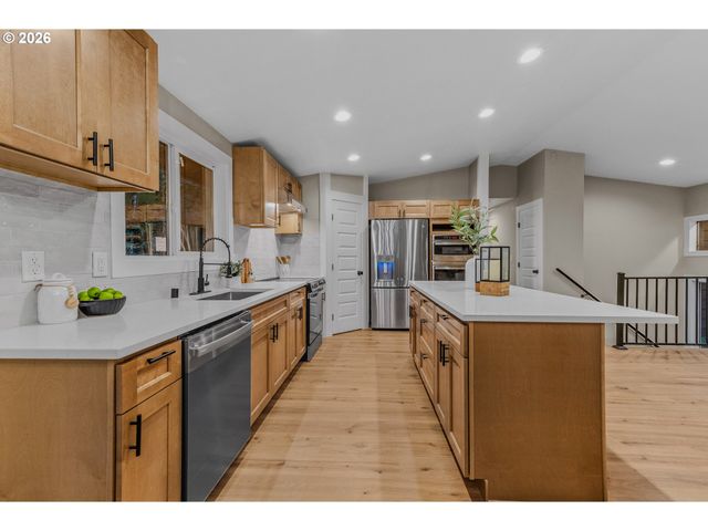 9006 Ne SORENSON Rd, La Center, WA 98629