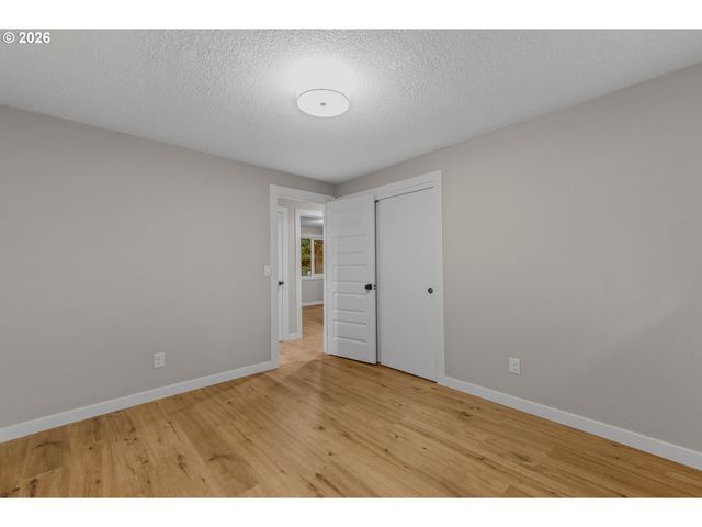 9006 Ne SORENSON Rd, La Center, WA 98629