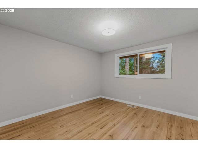 9006 Ne SORENSON Rd, La Center, WA 98629