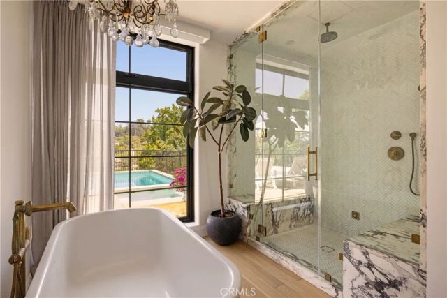 2168 Princeton, Los Angeles, CA 90026