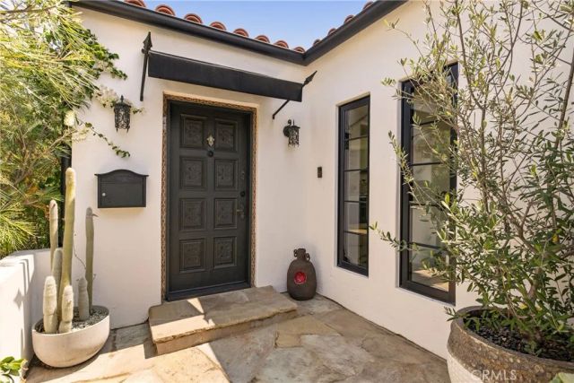 2168 Princeton, Los Angeles, CA 90026