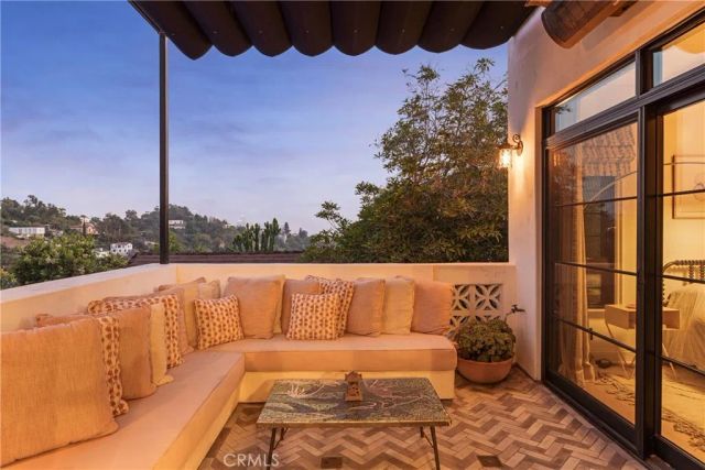 2168 Princeton, Los Angeles, CA 90026