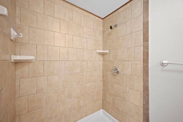 521 Hawkins Rd Apt 2, Clarksville, TN 37040