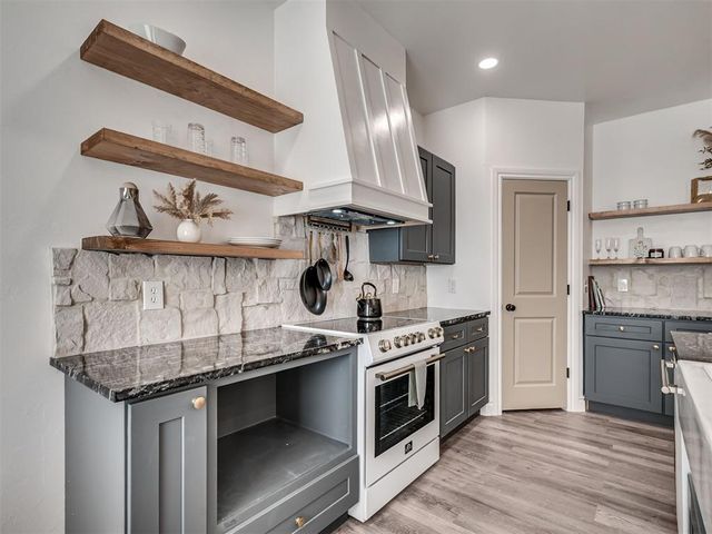 4930 Meadow Lane, Guthrie, OK 73044