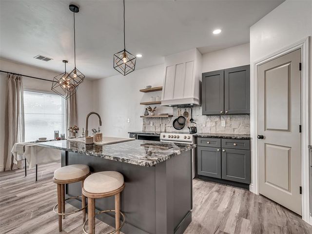 4930 Meadow Lane, Guthrie, OK 73044