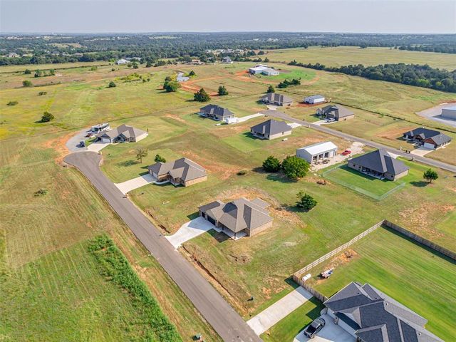 4930 Meadow Lane, Guthrie, OK 73044