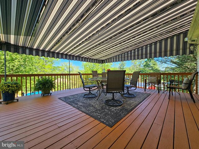 180 GAFFNEY HILL RD, Easton, PA 18042