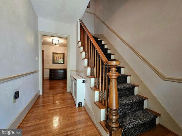 180 GAFFNEY HILL RD, Easton, PA 18042