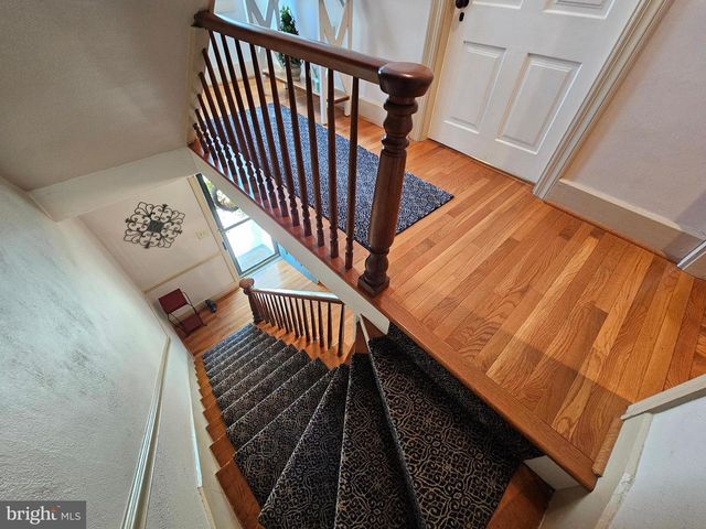 180 GAFFNEY HILL RD, Easton, PA 18042