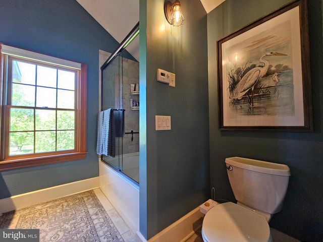 180 GAFFNEY HILL RD, Easton, PA 18042