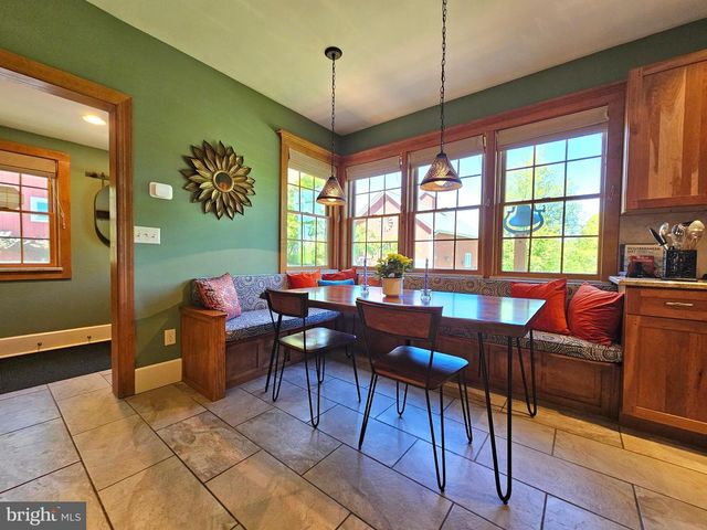 180 GAFFNEY HILL RD, Easton, PA 18042