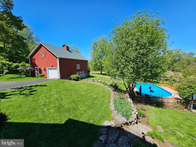 180 GAFFNEY HILL RD, Easton, PA 18042