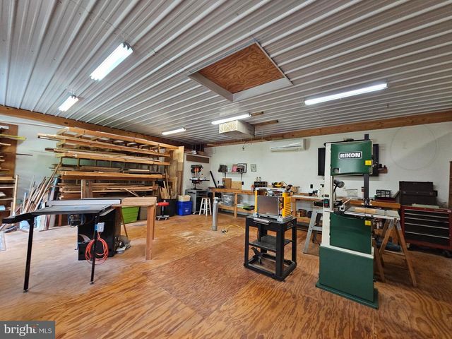 180 GAFFNEY HILL RD, Easton, PA 18042