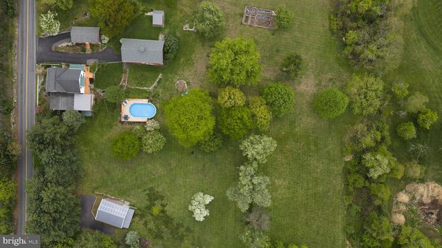 180 GAFFNEY HILL RD, Easton, PA 18042