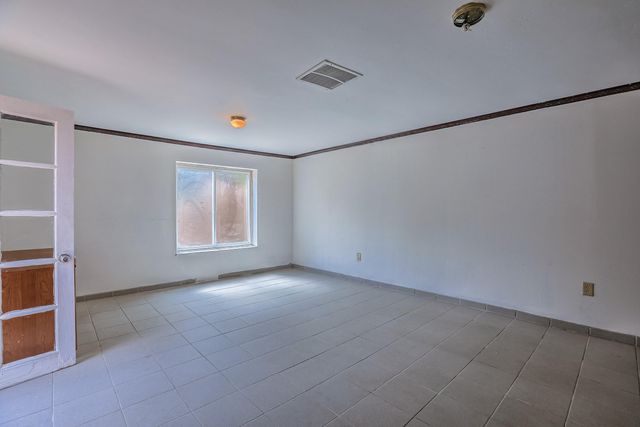 616 17TH Street NW, Albuquerque, NM 87104