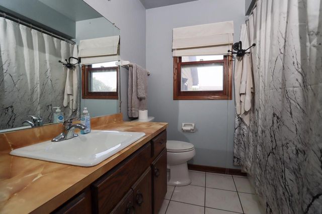 1432 Renee DRIVE, Racine, WI 53406