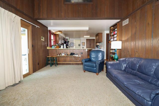1432 Renee DRIVE, Racine, WI 53406