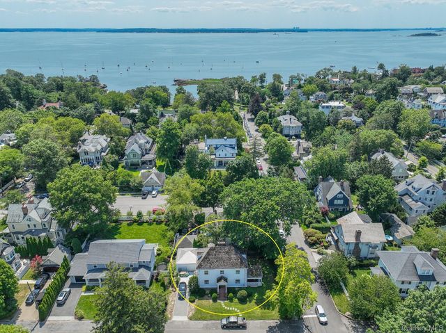 11 Maple Avenue, Larchmont, NY 10538