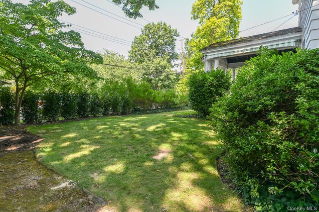 11 Maple Avenue, Larchmont, NY 10538