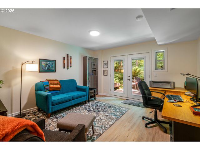 21115 Se LANGENSAND Rd, Sandy, OR 97055