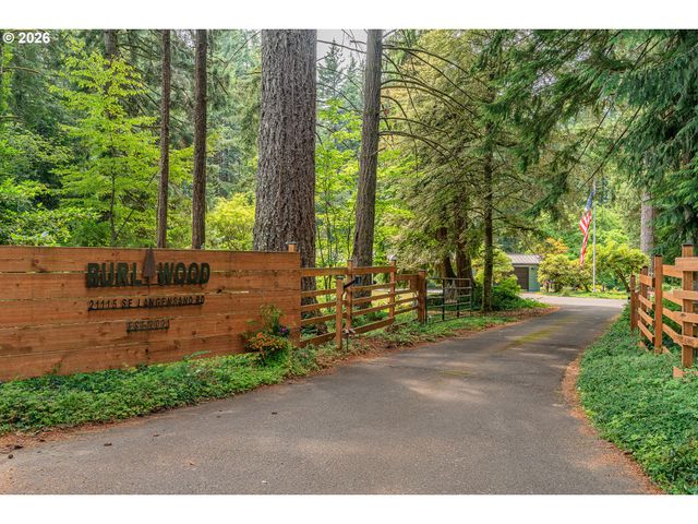 21115 Se LANGENSAND Rd, Sandy, OR 97055