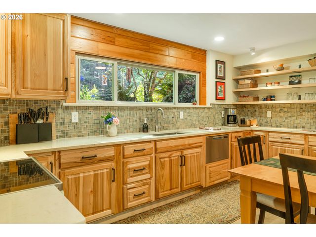 21115 Se LANGENSAND Rd, Sandy, OR 97055