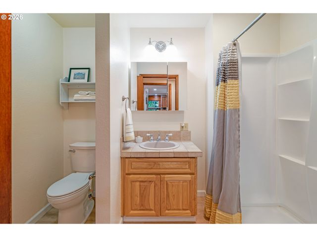 21115 Se LANGENSAND Rd, Sandy, OR 97055