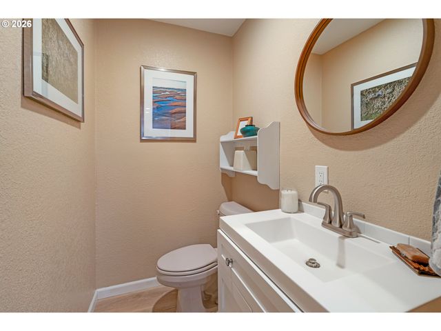 21115 Se LANGENSAND Rd, Sandy, OR 97055