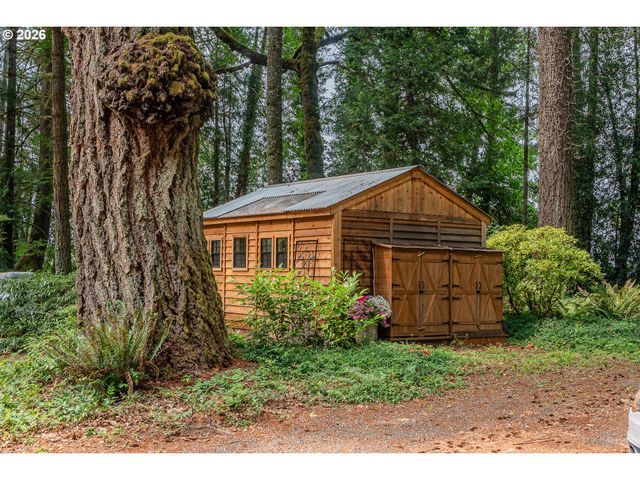 21115 Se LANGENSAND Rd, Sandy, OR 97055