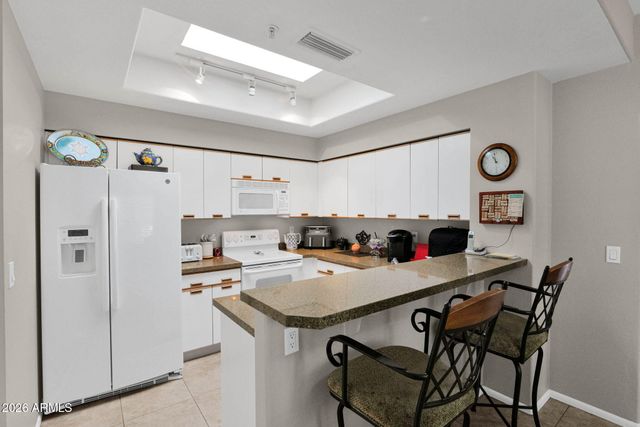7710 E Gainey Ranch Road 101, Scottsdale, AZ 85258