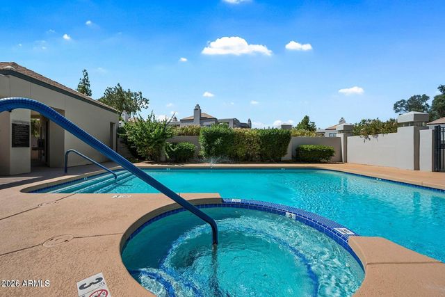 7710 E Gainey Ranch Road 101, Scottsdale, AZ 85258