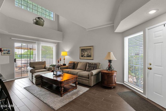 7710 E Gainey Ranch Road 101, Scottsdale, AZ 85258