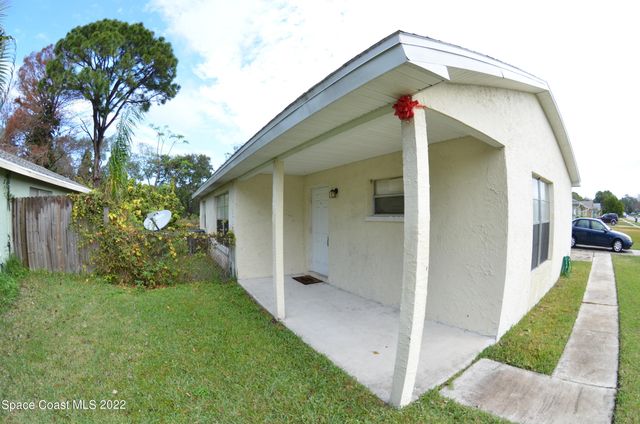 2912 Pembroke Road, Melbourne, FL 32935