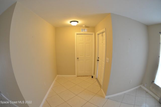 2912 Pembroke Road, Melbourne, FL 32935