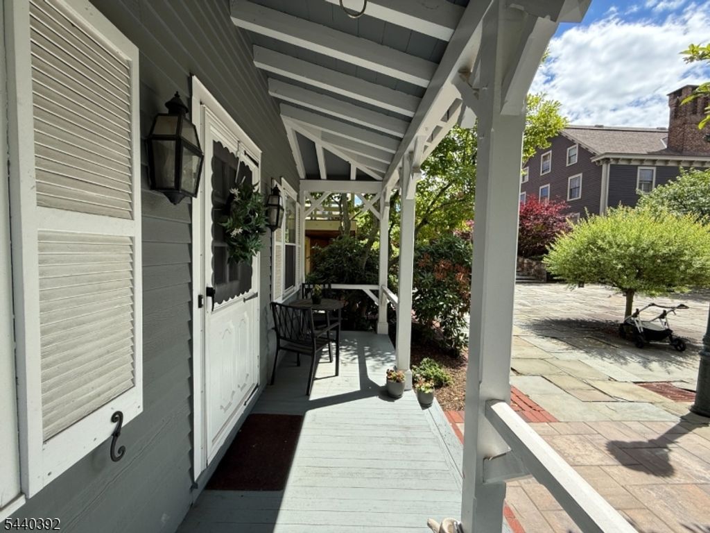 5 Murray Hill Sq, New Providence Boro, NJ 07974 — photo 3