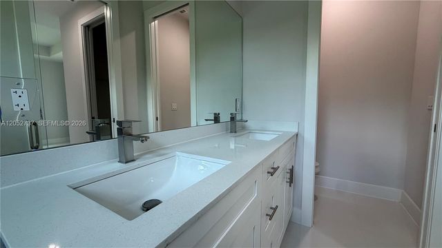 4518 6th Avenue SE, Naples, FL 34117