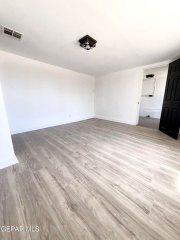 3203 Frankfort Avenue, El Paso, TX 79930