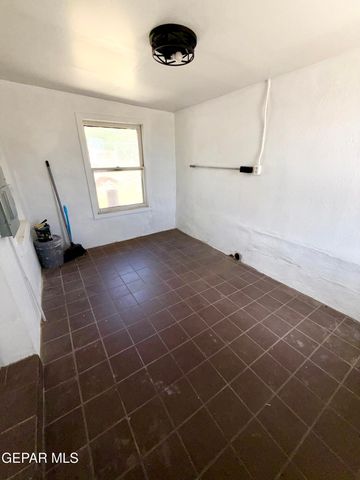 3203 Frankfort Avenue, El Paso, TX 79930