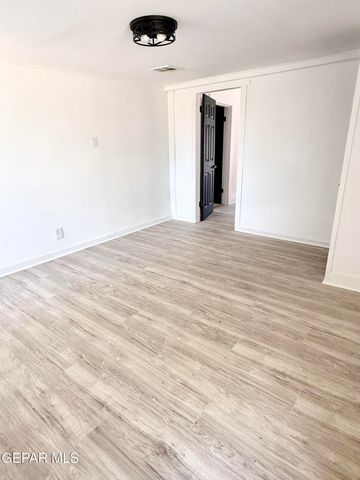 3203 Frankfort Avenue, El Paso, TX 79930