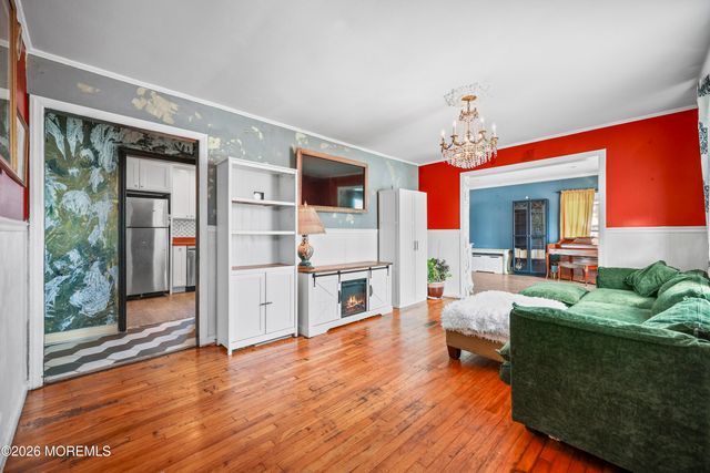 11 Poplar Avenue, Hazlet, NJ 07734