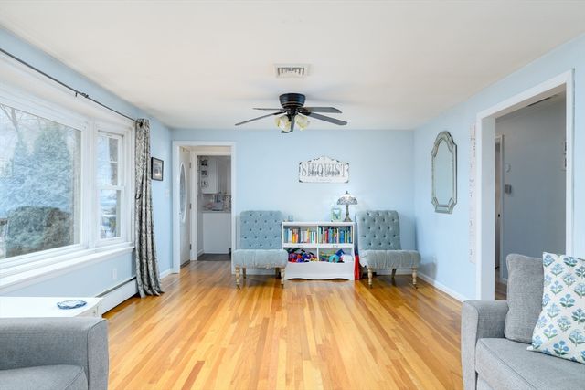 5 Piehl Ave, Worcester, MA 01606