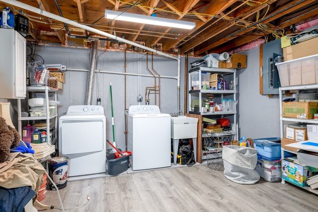 5 Piehl Ave, Worcester, MA 01606