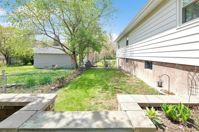 5 Piehl Ave, Worcester, MA 01606