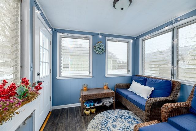 5 Piehl Ave, Worcester, MA 01606