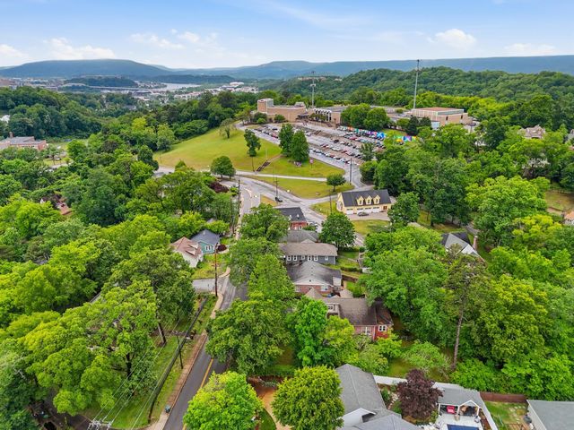 709 Old Dallas Road, Chattanooga, TN 37405